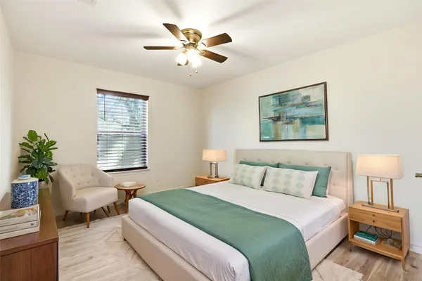 $1,500 | 823 North Commerce Street, Unit A, Lockhart, TX 78644