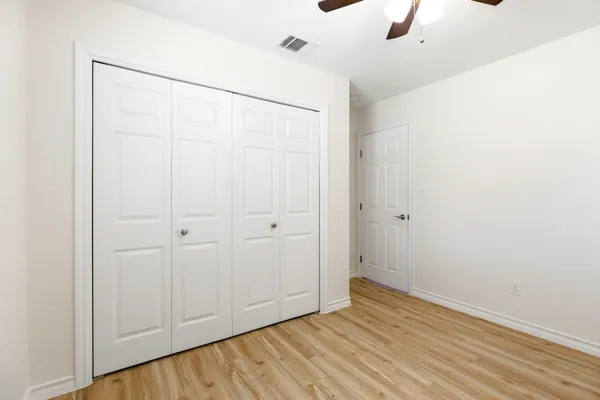 $1,500 | 823 North Commerce Street, Unit A, Lockhart, TX 78644