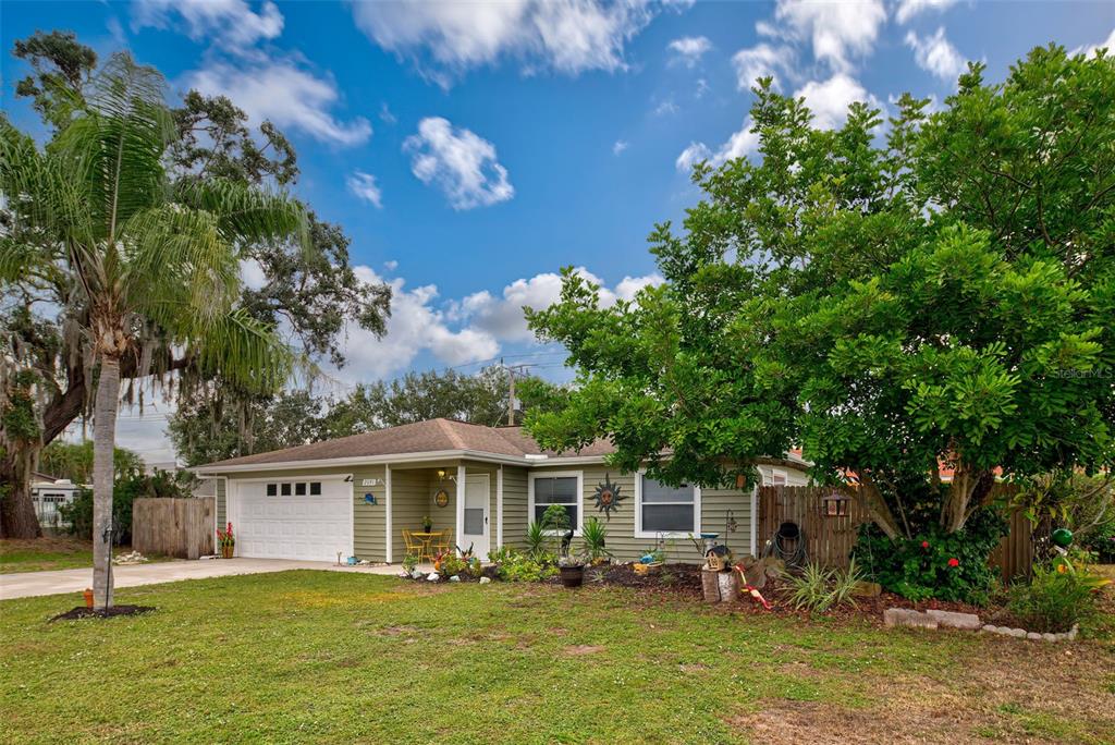 2691 Gentian Road Venice, FL 34293 - Photo 1 of 1