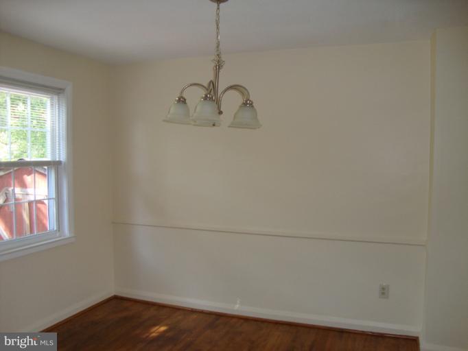 8336 Dalesford Road Baltimore, MD 21234 - Photo 2 of 25 Dining Room