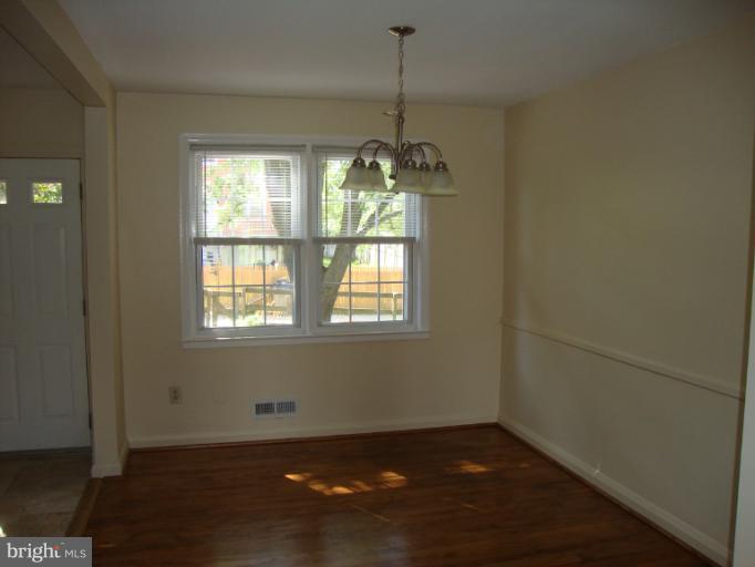 8336 Dalesford Road Baltimore, MD 21234 - Photo 18 of 25 Dining Room