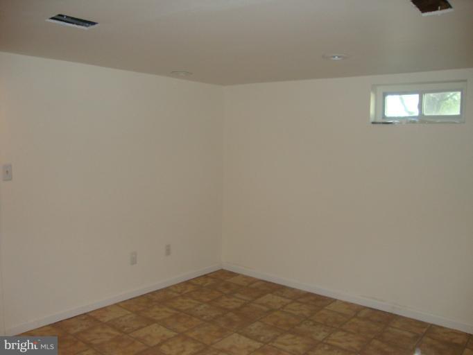 8336 Dalesford Road Baltimore, MD 21234 - Photo 22 of 25 Family Room