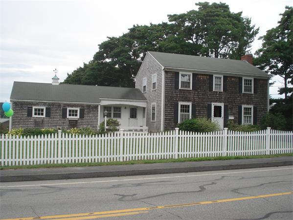 2156 Riverside Avenue Somerset, MA 02726 - Photo 3 of 29 Gallery Image 3