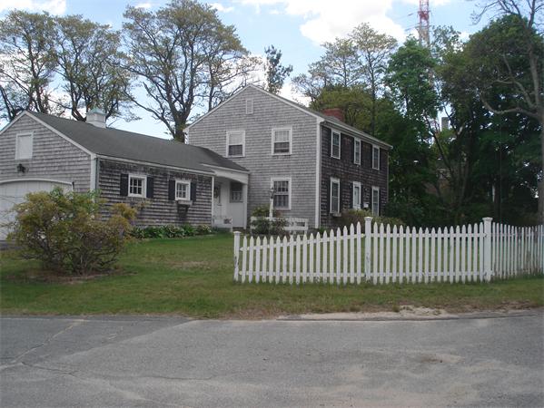 2156 Riverside Avenue Somerset, MA 02726 - Photo 4 of 29 Gallery Image 4