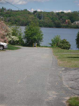 2156 Riverside Avenue Somerset, MA 02726 - Photo 9 of 29 Gallery Image 9