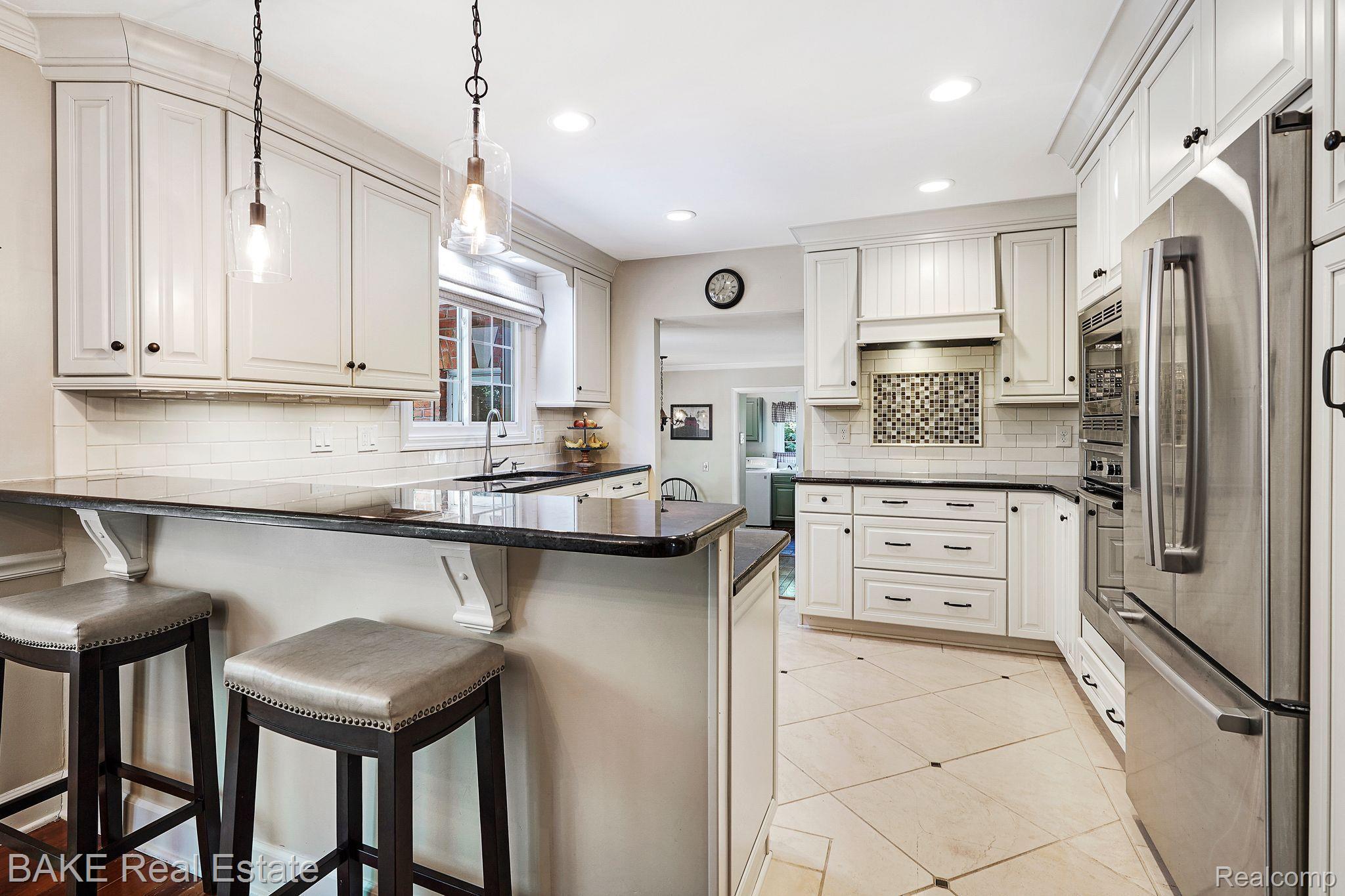 40958 Coventry Road Novi, MI 48375 - Photo 25 of 66 Updated Kitchen