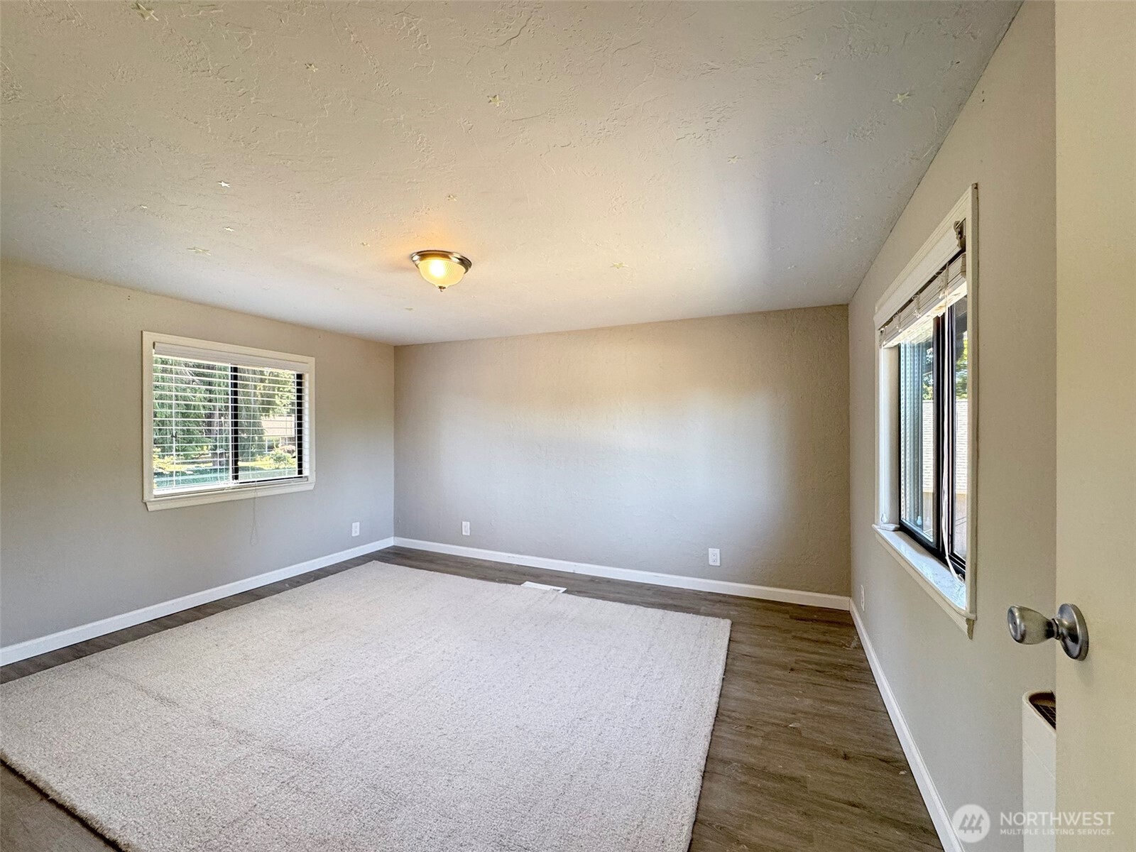 615 West 12th Street Port Angeles, WA 98362 - Photo 27 of 40
