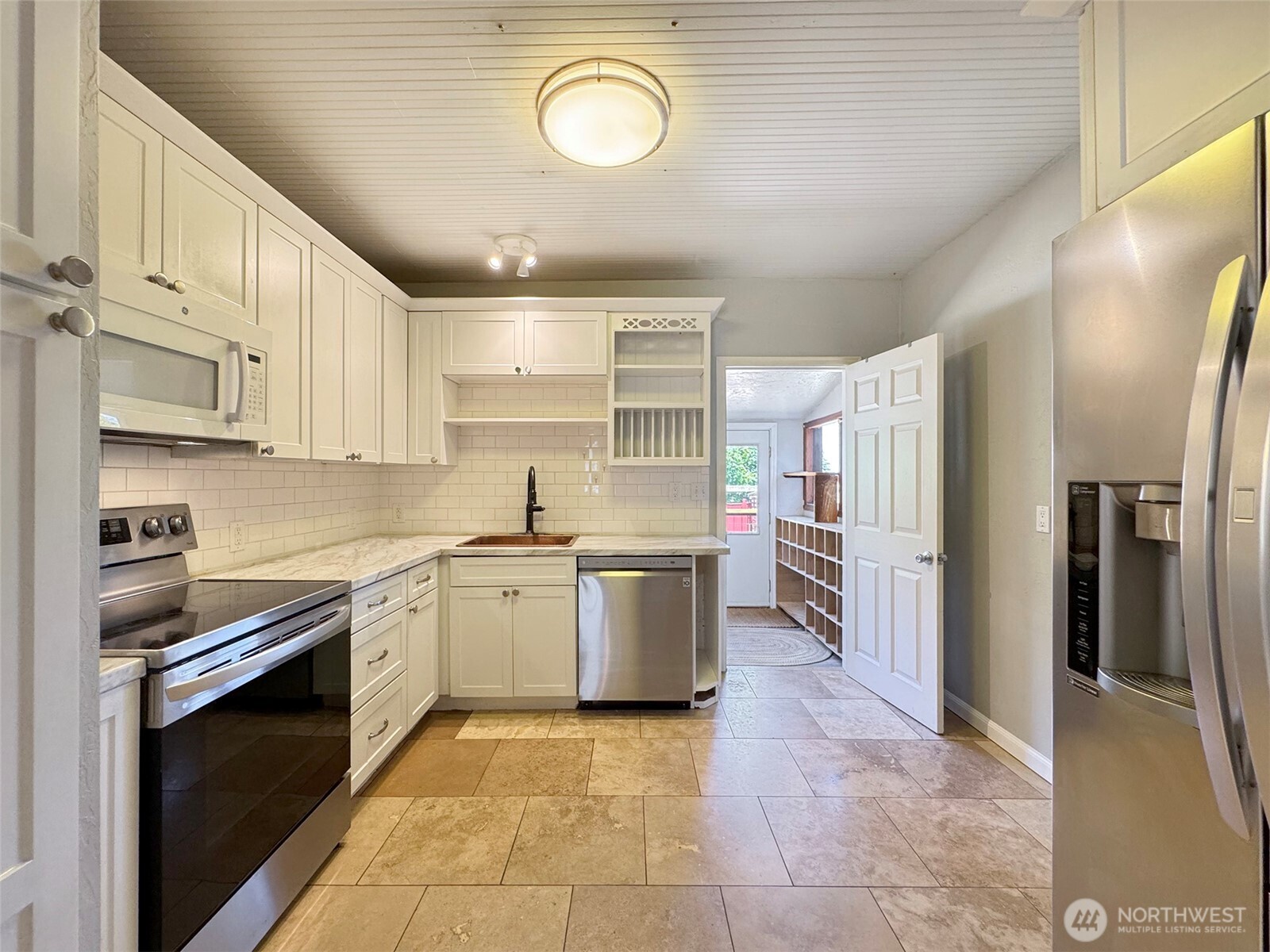 615 West 12th Street Port Angeles, WA 98362 - Photo 10 of 40