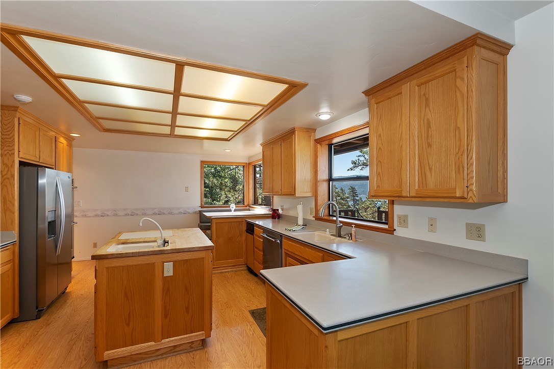 39745 Flicker Road Fawnskin, CA 92333 - Photo 10 of 40 Gallery Image 10