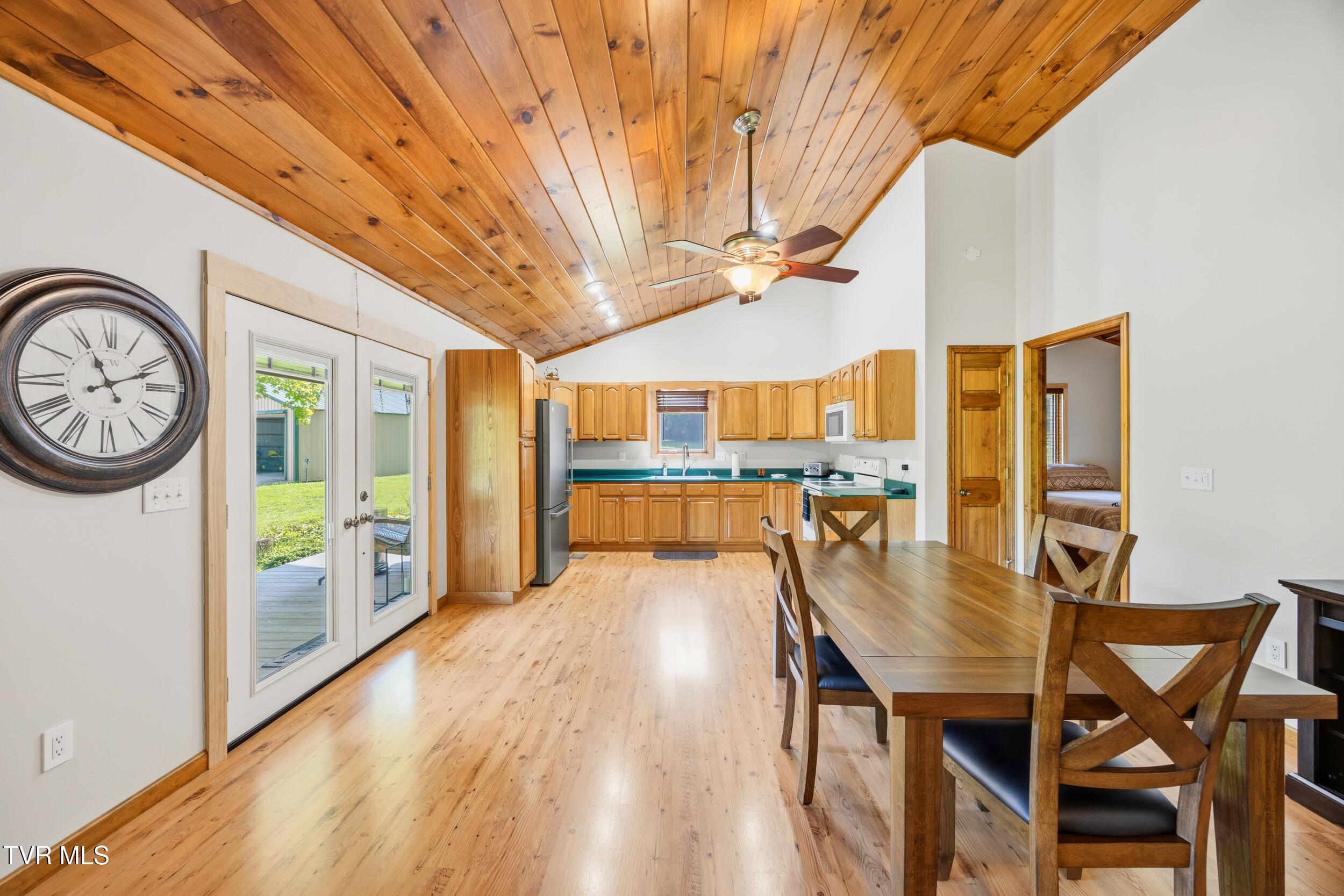 3427 Bill Douglas Road Newport, TN 37821 - Photo 18 of 50 13_dining room view-2