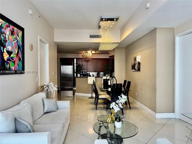 $6,500 | 18101 Collins Avenue, Unit 5208, Sunny Isles Beach, FL 33160