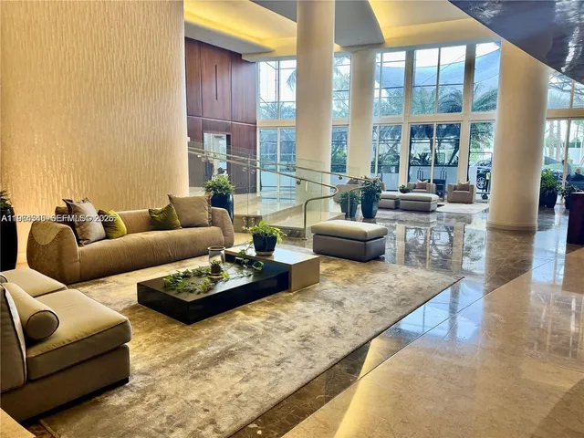 $6,500 | 18101 Collins Avenue, Unit 5208, Sunny Isles Beach, FL 33160