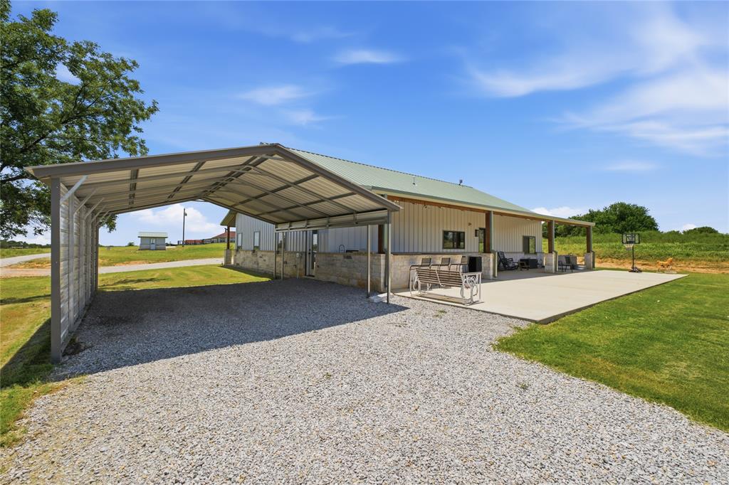 468 County Road 4196 Decatur, TX 76234 - Photo 27 of 38