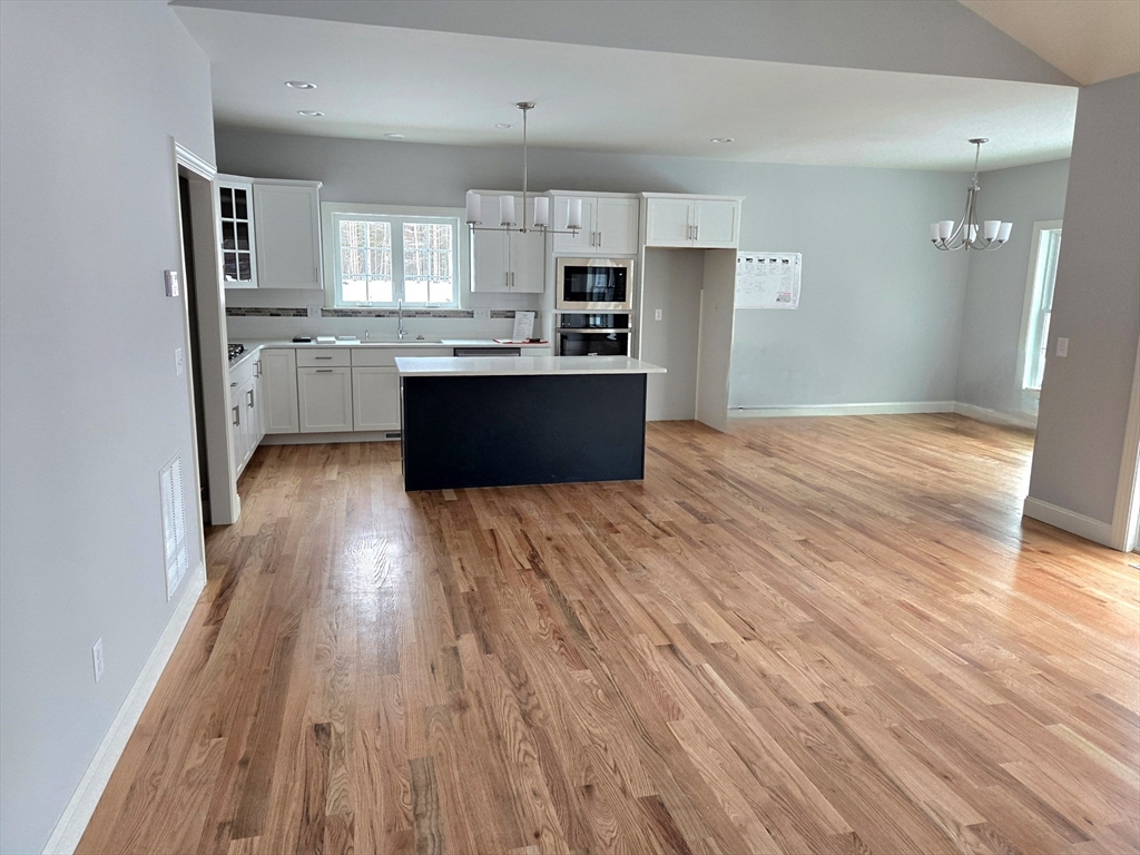 59 Liberty Lane Enfield, CT 06082 - Photo 8 of 26