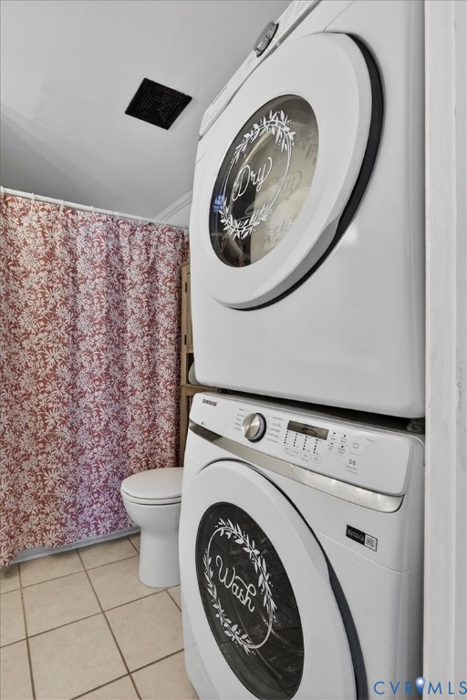 8427 Pamunkey Road Spotsylvania, VA 22551 - Photo 24 of 50 a close up view of a washer and dryer