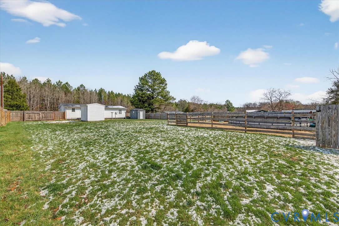 8427 Pamunkey Road Spotsylvania, VA 22551 - Photo 28 of 50 a view of a yard