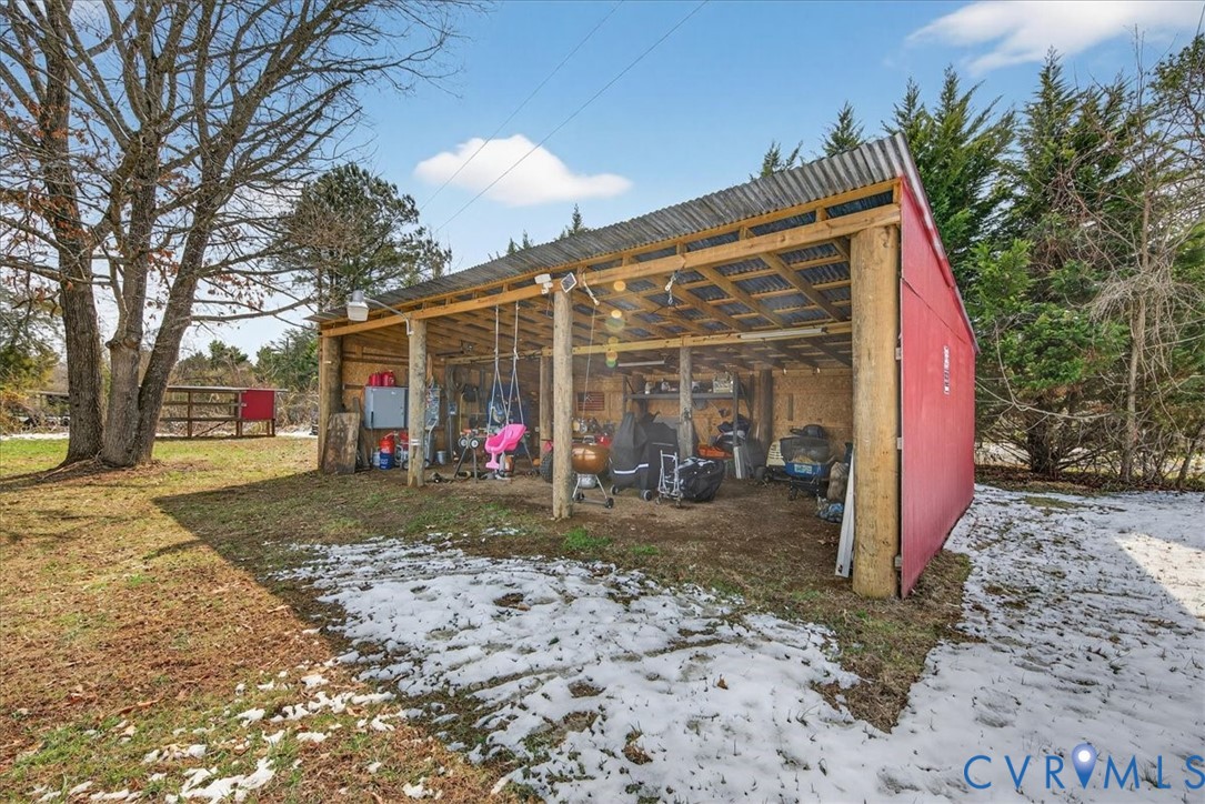 8427 Pamunkey Road Spotsylvania, VA 22551 - Photo 32 of 50 a view of a volley ball court