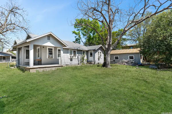 $89,900 | 829 North Goodrich Street, Seguin, TX 78155