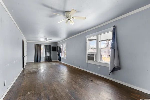 $89,900 | 829 North Goodrich Street, Seguin, TX 78155