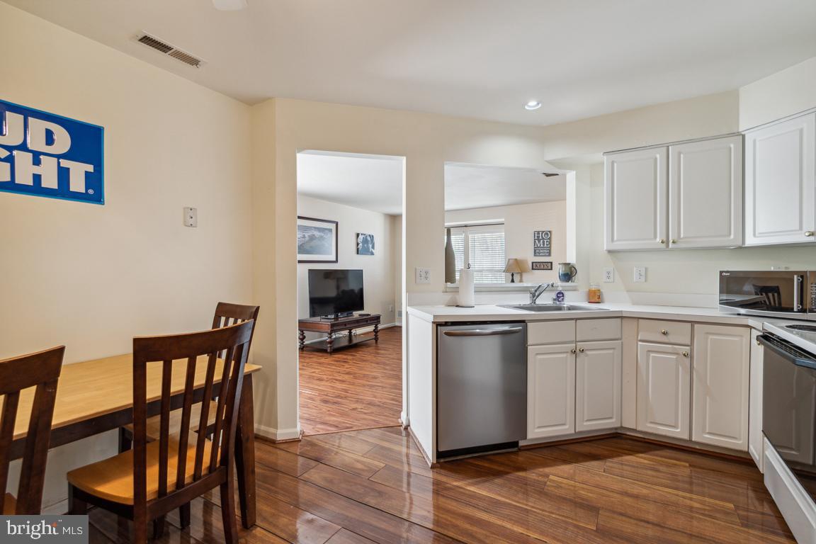 4162 Maple Path Circle, Unit 52 Nottingham, MD 21236 - Photo 7 of 27 Eat In Kitchen