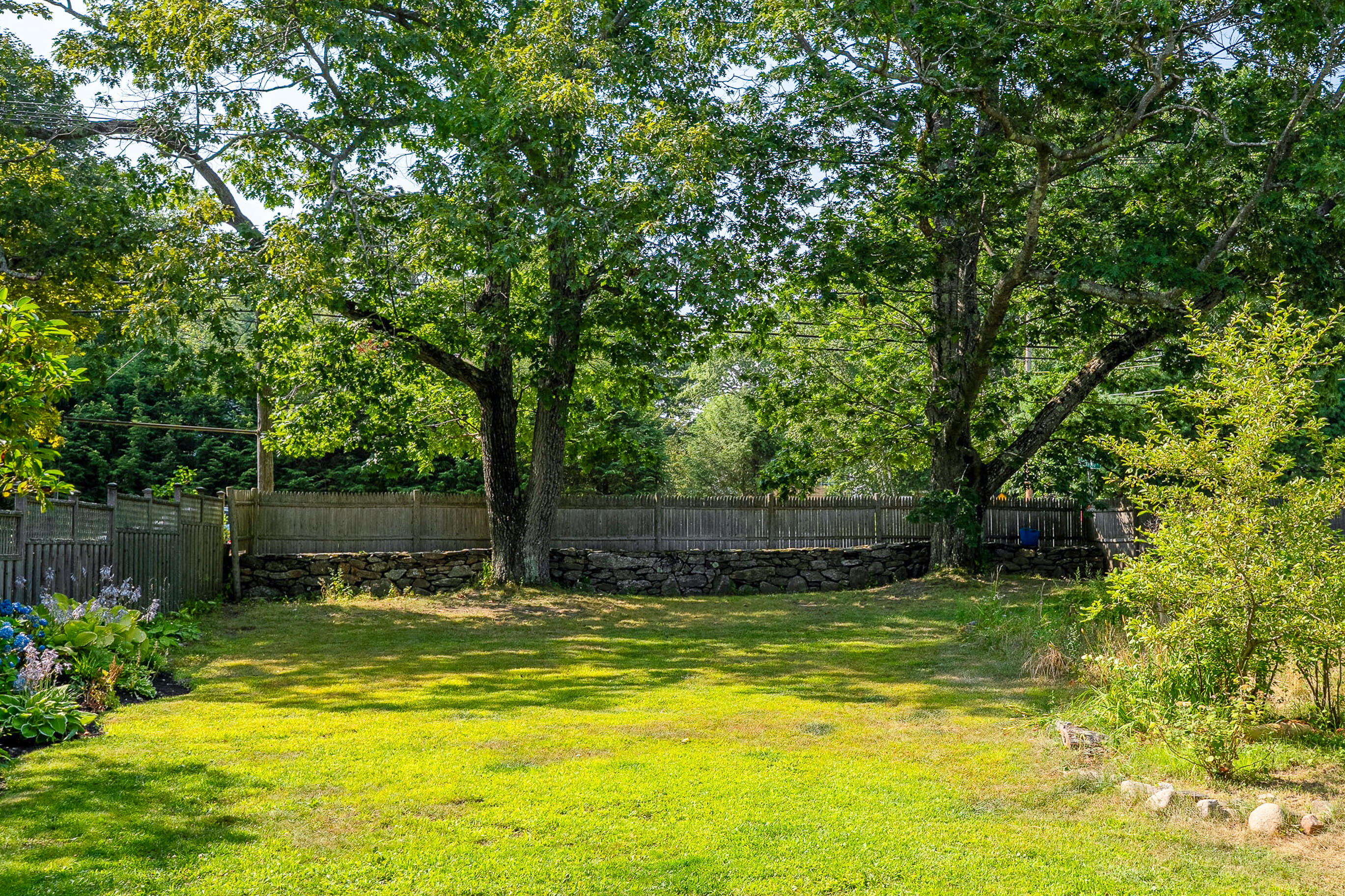 309 Foreside Road Falmouth, ME 04105 - Photo 3 of 36 309 Foreside Rd, Falmouth-03