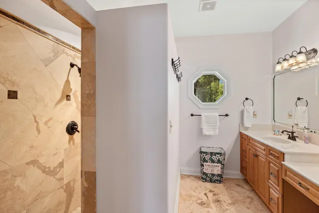 $5,995 | 25 Warwick Drive, Shalimar, FL 32579