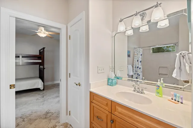 $5,995 | 25 Warwick Drive, Shalimar, FL 32579