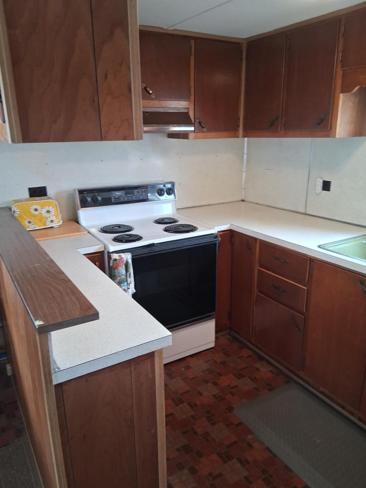 247 Boothby Road Livermore, ME 04253 - Photo 4 of 20 Messenger_creation_96D15EAF-7975-4579-A8