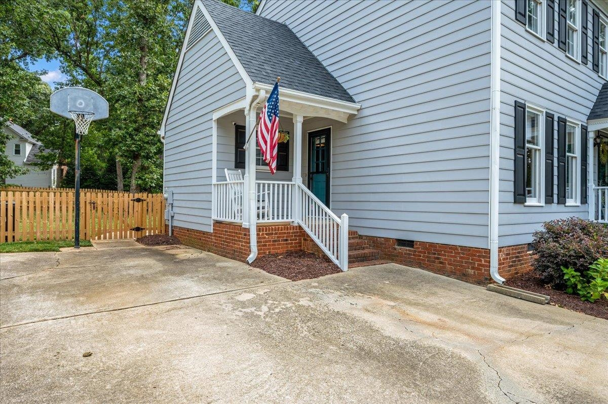 7404 Wilderness Road Raleigh, NC 27613 - Photo 3 of 29 Photo 3