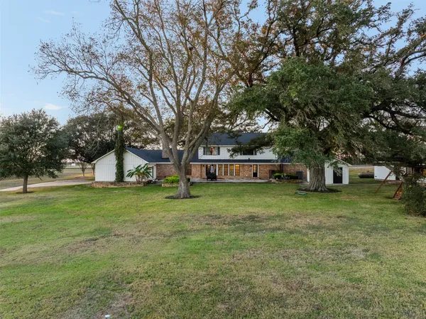 $1,100,000 | 351 Pleasant Hill School Road, Brenham, TX 77833