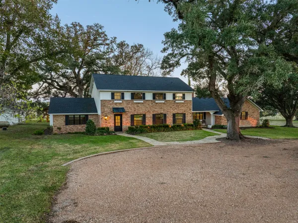 $1,100,000 | 351 Pleasant Hill School Road, Brenham, TX 77833