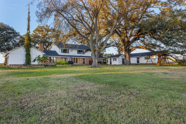$1,100,000 | 351 Pleasant Hill School Road, Brenham, TX 77833