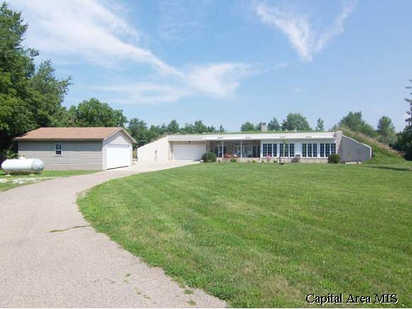 21799 Hideaway Estates Road Petersburg, IL 62675 - Photo 1 of 9 Gallery Image 1