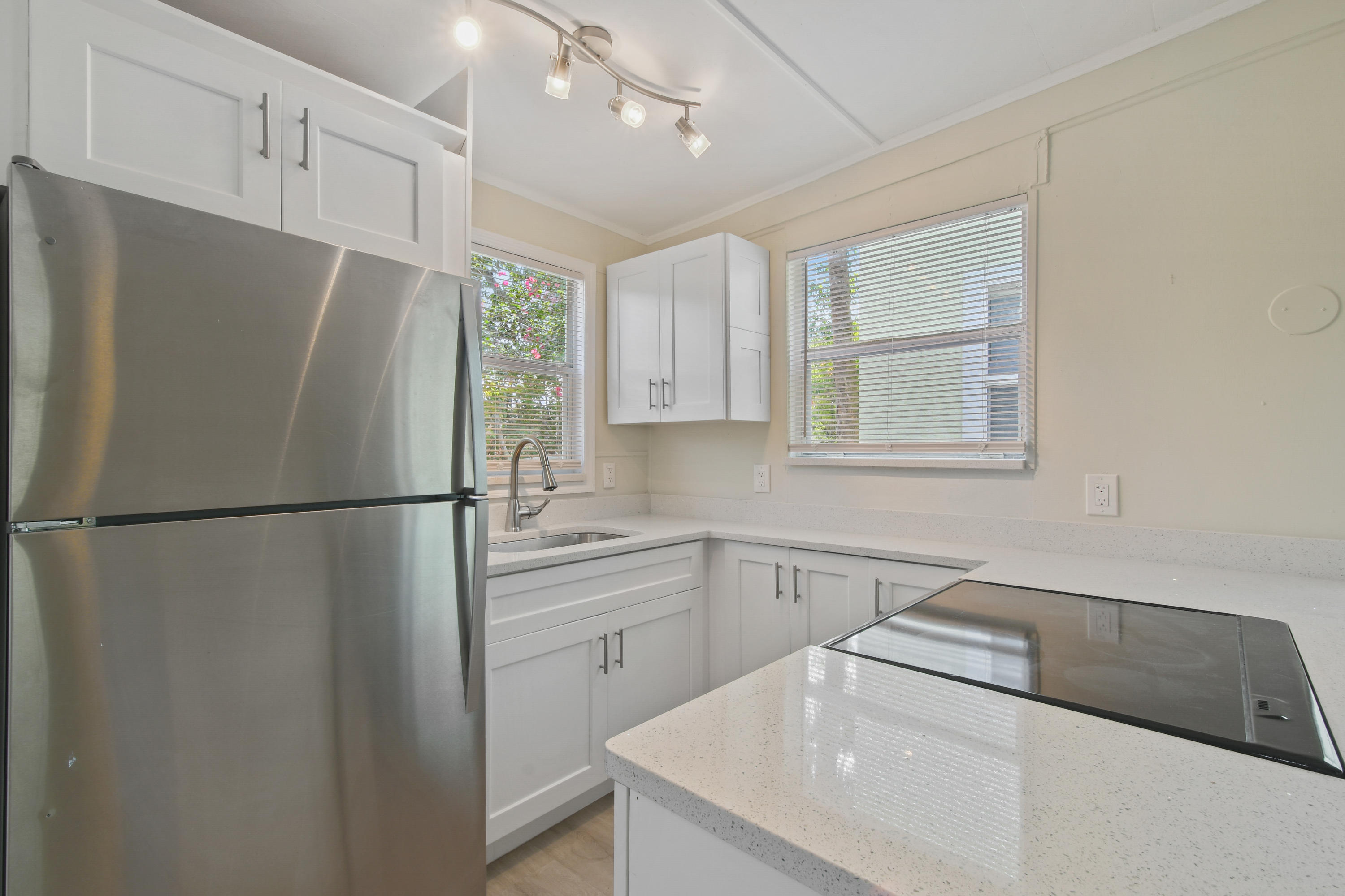 627 Bunker Road West Palm Beach, FL 33405 - Photo 8 of 15 Pic-7
