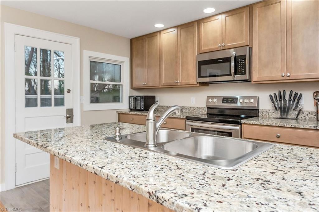 260 Austin Traphill Road Elkin, NC 28621 - Photo 11 of 49 Gallery Image 11