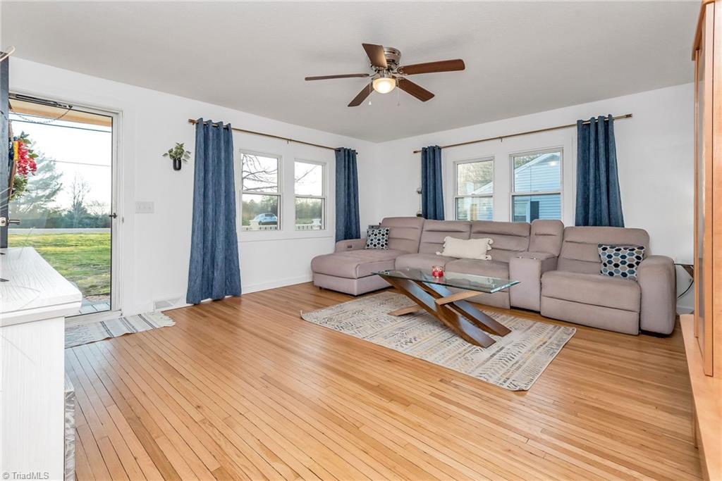 260 Austin Traphill Road Elkin, NC 28621 - Photo 8 of 49 Gallery Image 8