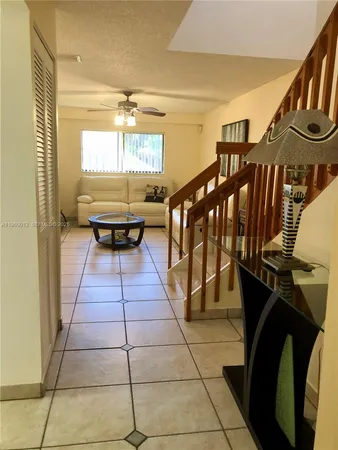 $2,500 | 1422 Amanda Street, Unit 1422, Hollywood, FL 33020