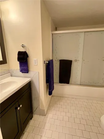 $2,500 | 1422 Amanda Street, Unit 1422, Hollywood, FL 33020