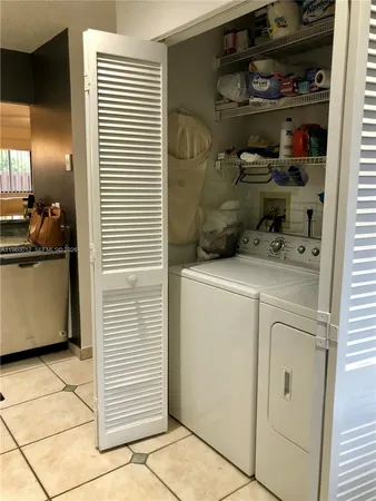 $2,500 | 1422 Amanda Street, Unit 1422, Hollywood, FL 33020