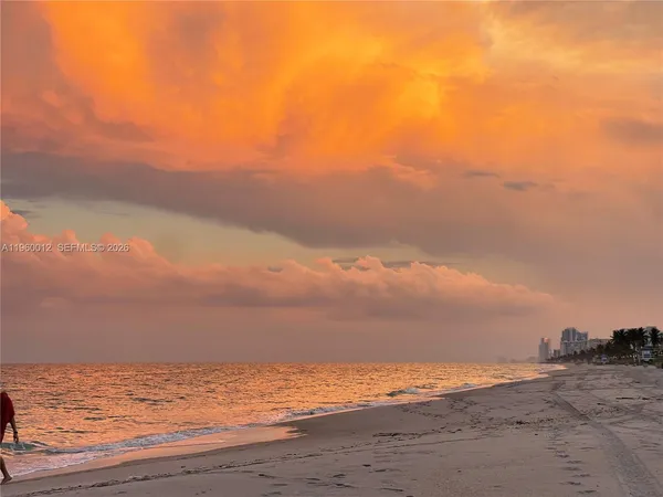 $2,500 | 1422 Amanda Street, Unit 1422, Hollywood, FL 33020