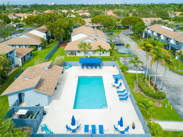 $2,500 | 1422 Amanda Street, Unit 1422, Hollywood, FL 33020