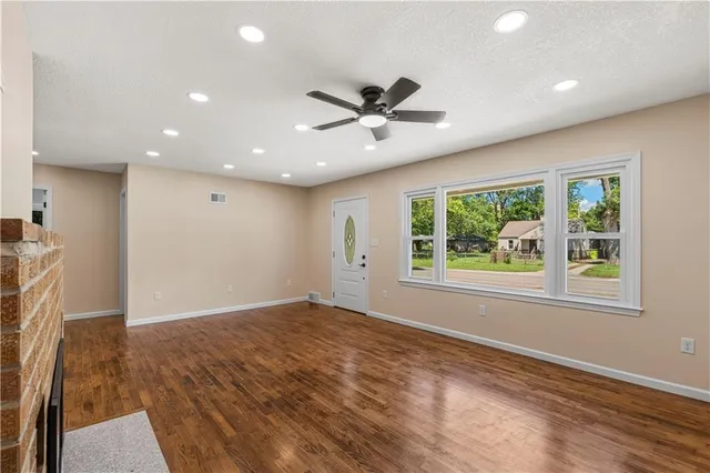 $199,000 | 115 West Walnut Street, Rich Hill, MO 64779