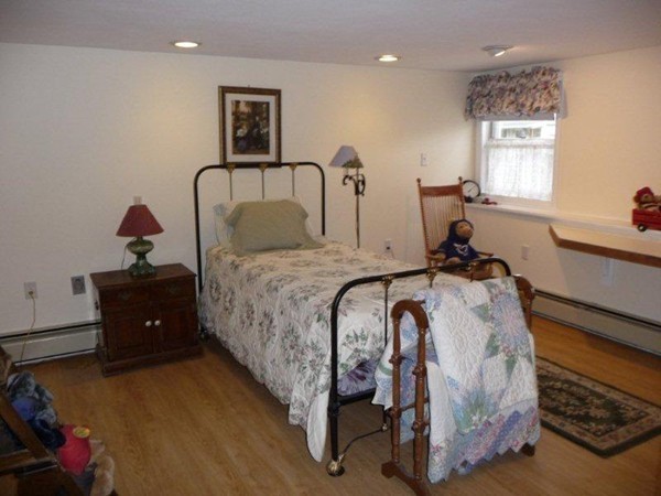 180 Salem Road Dracut, MA 01826 - Photo 17 of 30 Gallery Image 17