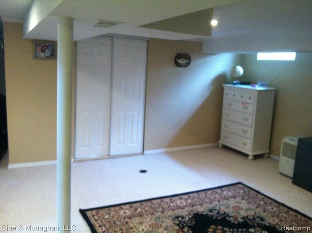 418 Moross Road Grosse Pointe, MI 48236 - Photo 14 of 26