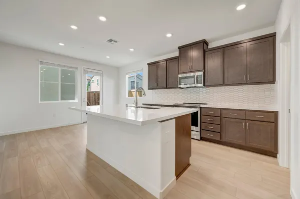 $641,679 | 14545 Southpointe Drive, Unit 83, Folsom, CA 95630