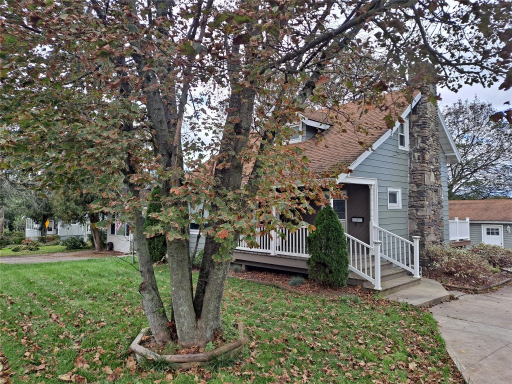 39 Hooper Road Endwell, NY 13760 - Photo 3 of 21 Gallery Image 3