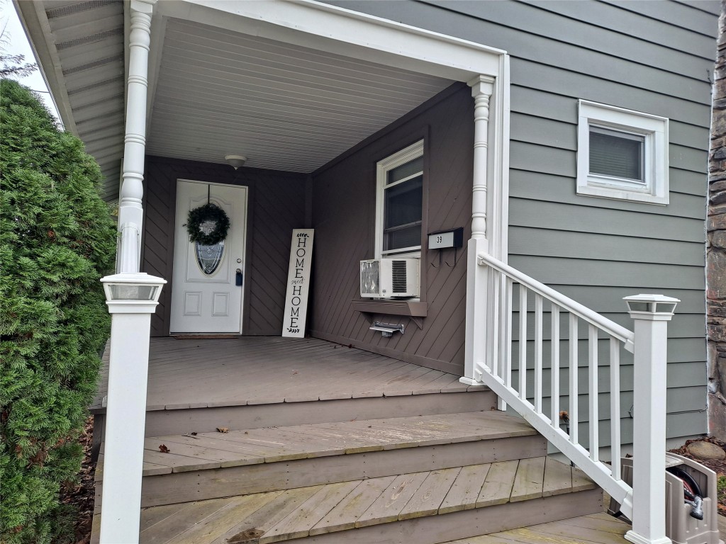39 Hooper Road Endwell, NY 13760 - Photo 6 of 21 Gallery Image 6