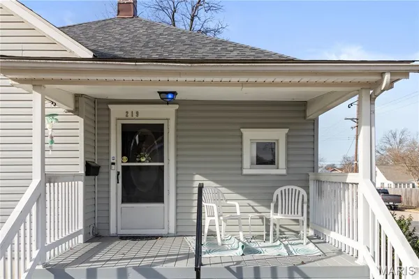 $225,000 | 219 Jefferson Avenue, Crystal City, MO 63019