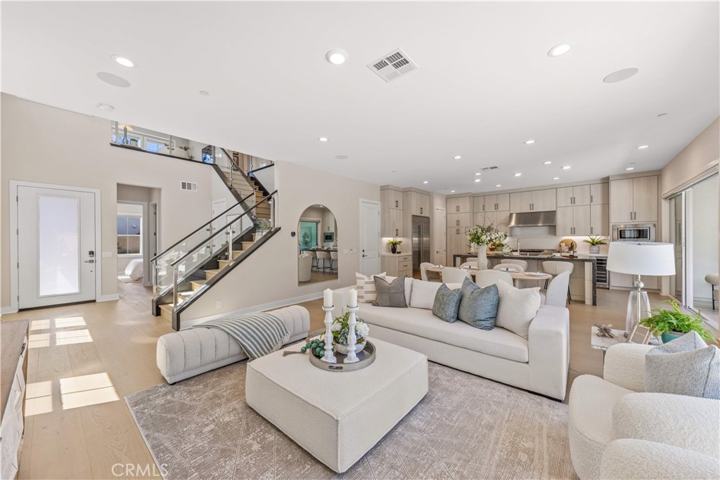 400 Riverbend Lake Forest, CA 92630 - Photo 4 of 45 Gallery Image 4