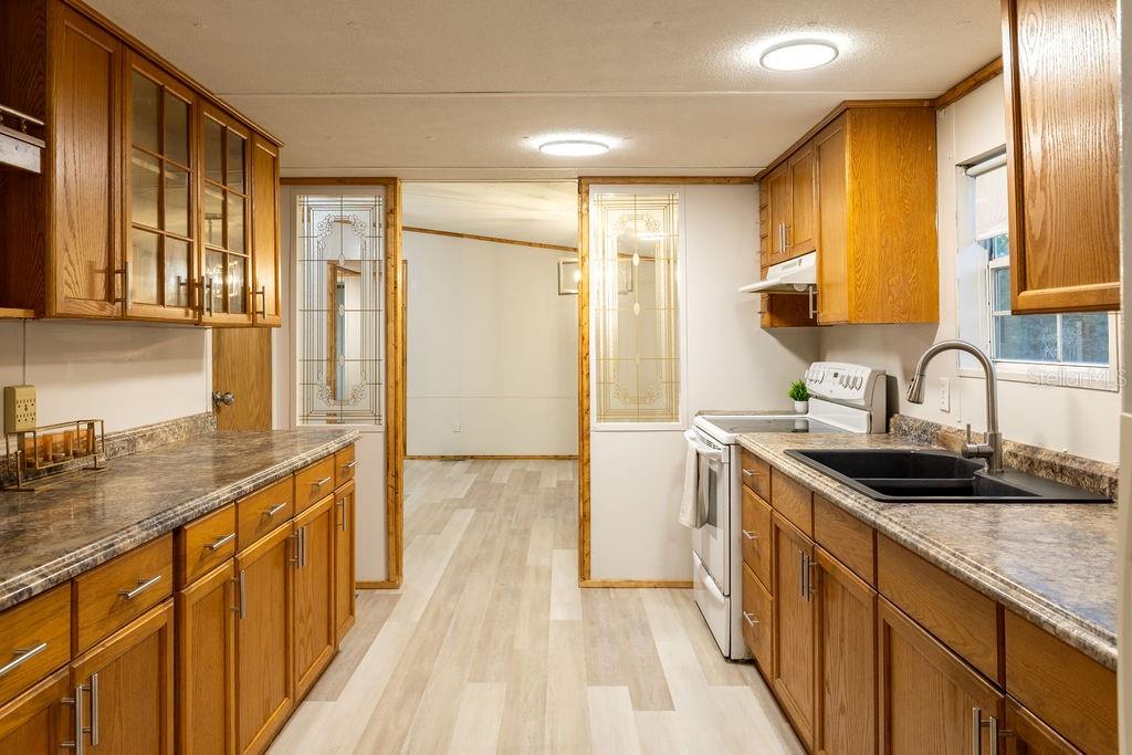 9591 Northeast 87 Place Bronson, FL 32621 - Photo 16 of 92